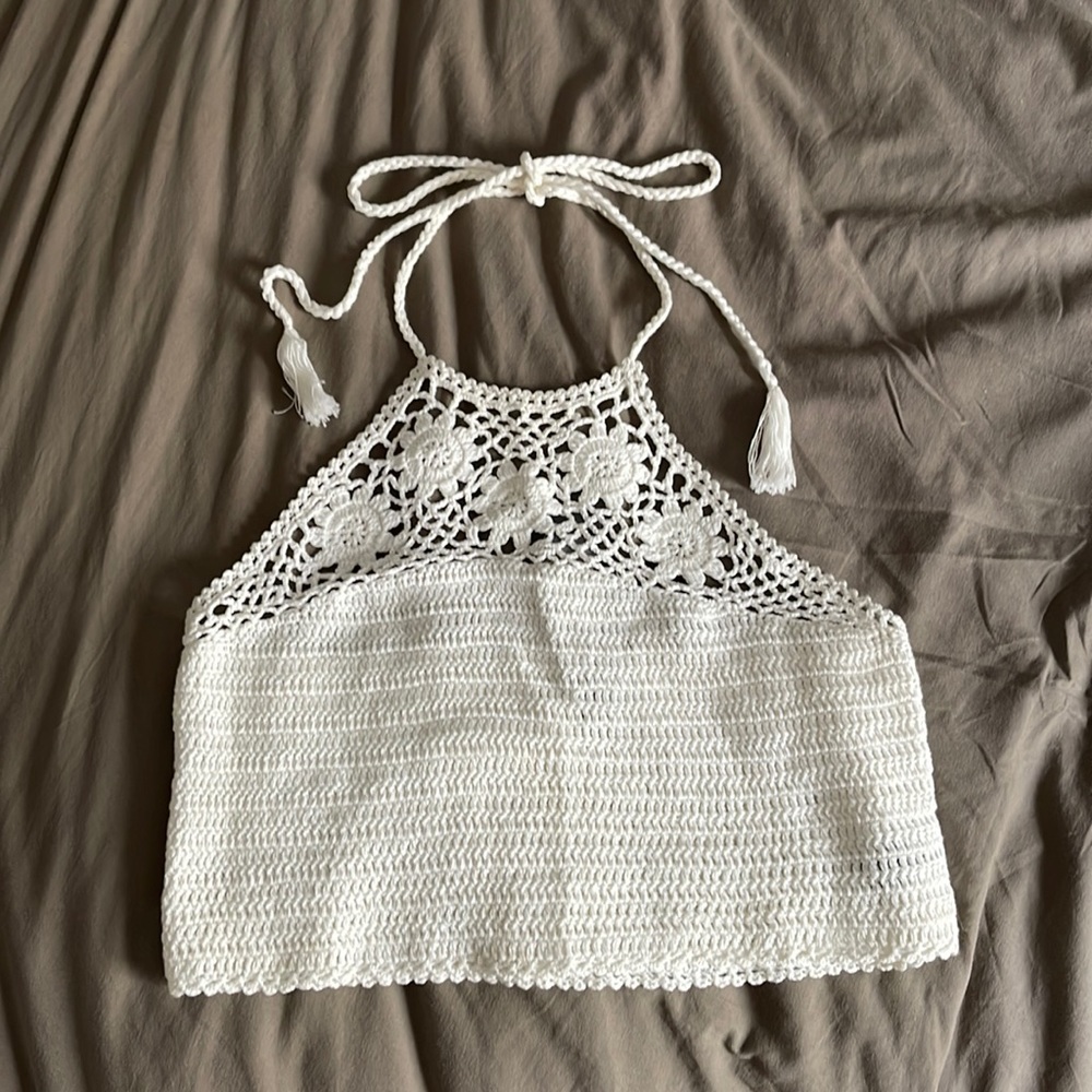 NWT aerie crochet knit flower halter crop top